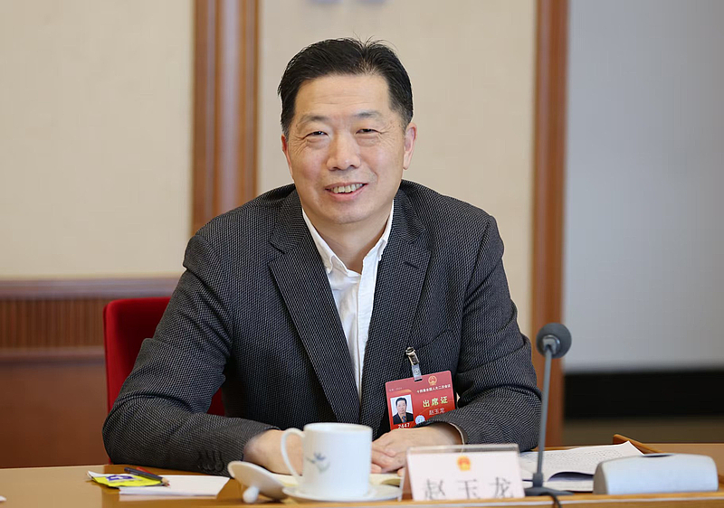 感悟两会精神 坚守为民初心——树立和践行正确政绩观